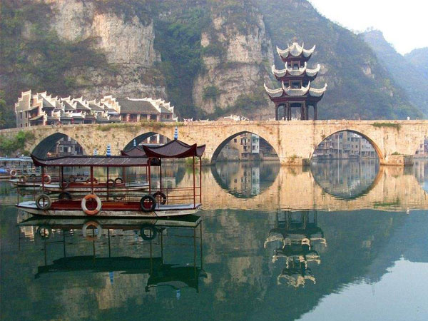 leyu.乐鱼记实（九）：鹅卵石破碎生产线奔赴湖南，现场视频等你来看