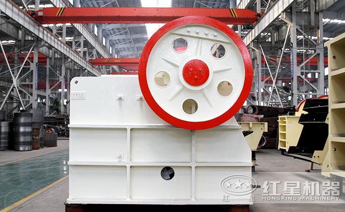 沥青路面石料生产线用什么破碎机？有哪些型号，怎么配置？