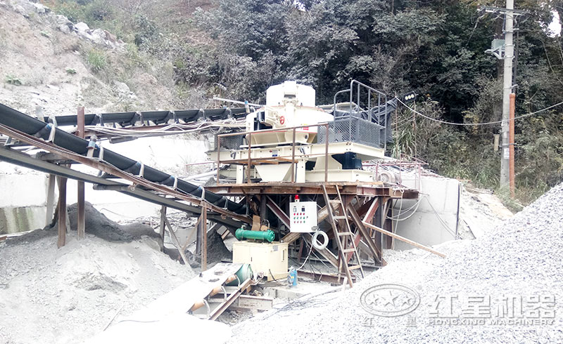冲击式制沙现场