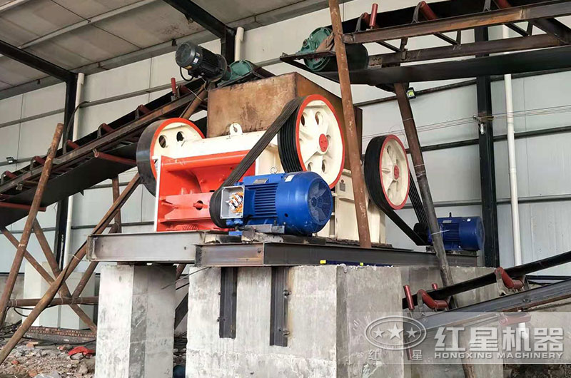 细颚破碎机较小出料粒度能打到多少？型号一览表